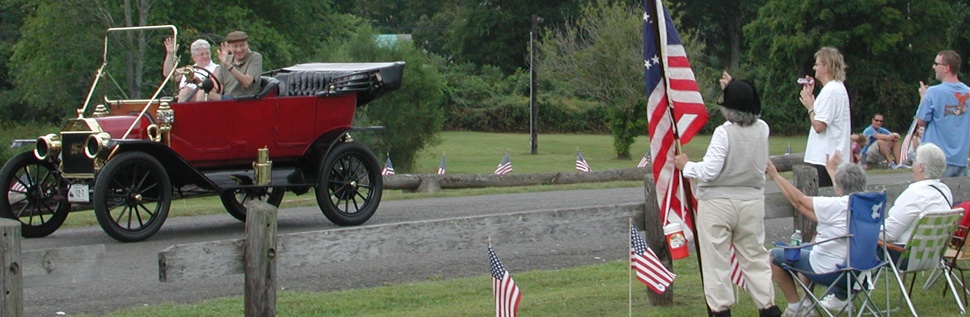 Haddam 350th parade. Photo by Chris Brunson, Moo Dog Press.