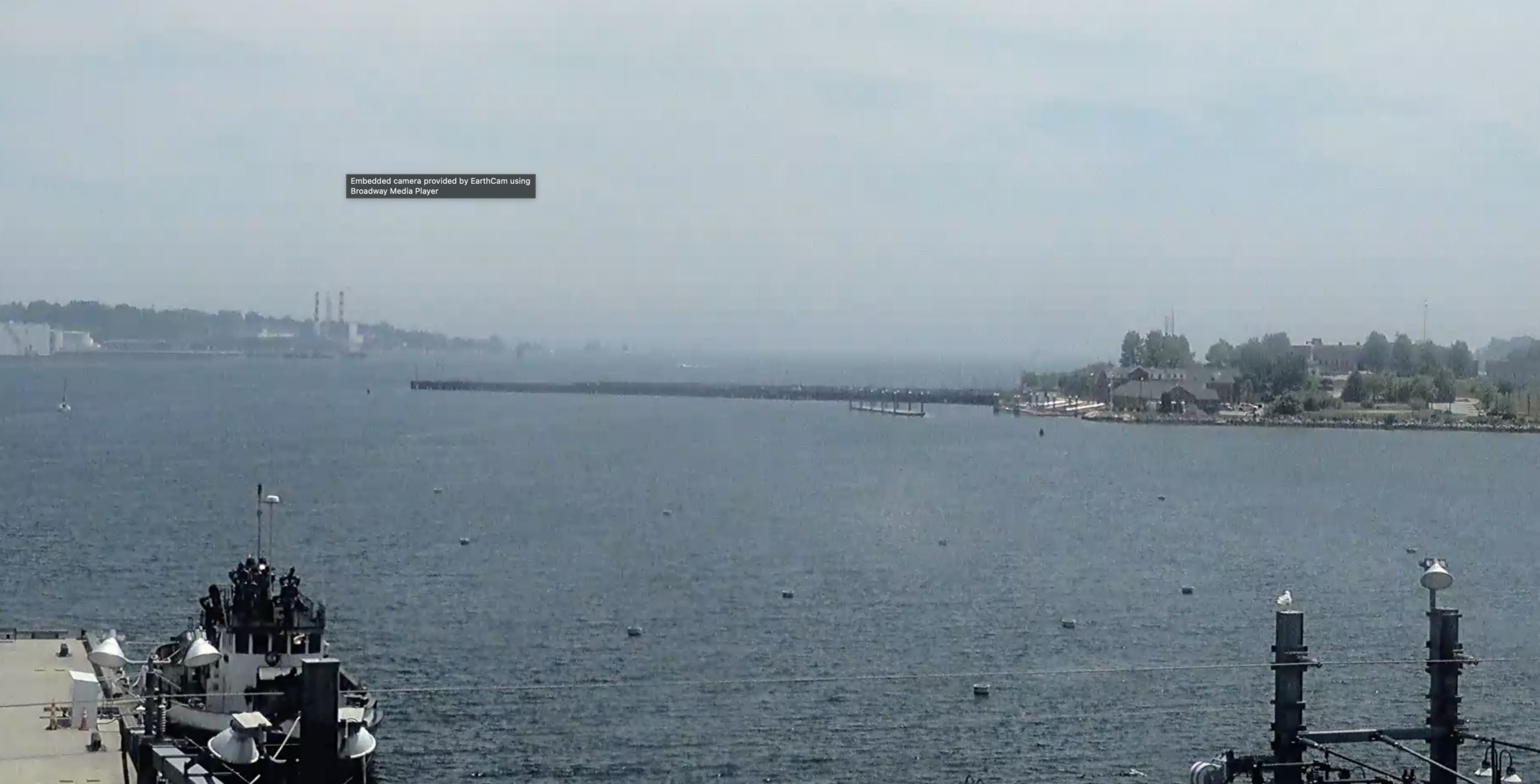 New London Harbor Cam still--linked to the live EarthCam.